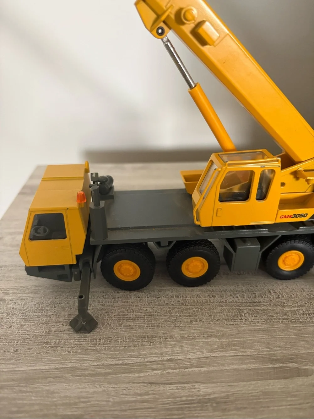 Grove GMK3050 All Terrain Crane 1/50 Scale Model 2092 Diecast Vintage Model Toy